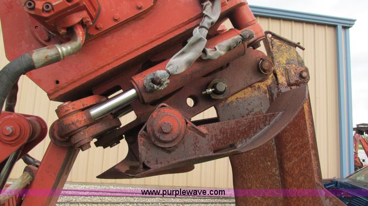 image for item I3006 1998 Ditch Witch 5110DD vibratory plow