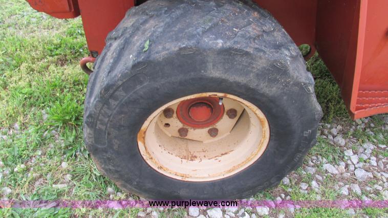 image for item I3006 1998 Ditch Witch 5110DD vibratory plow