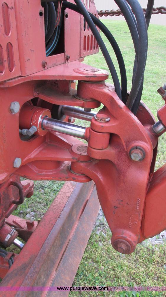 image for item I3006 1998 Ditch Witch 5110DD vibratory plow