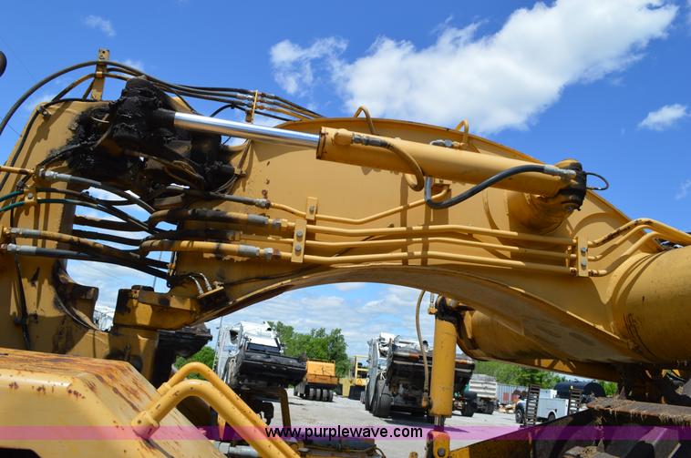 image for item I4526 1996 John Deere 762B elevating scraper