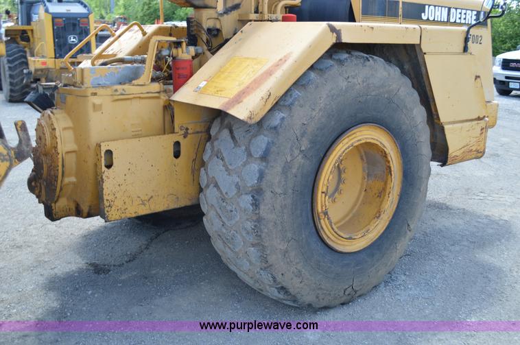 image for item I4526 1996 John Deere 762B elevating scraper