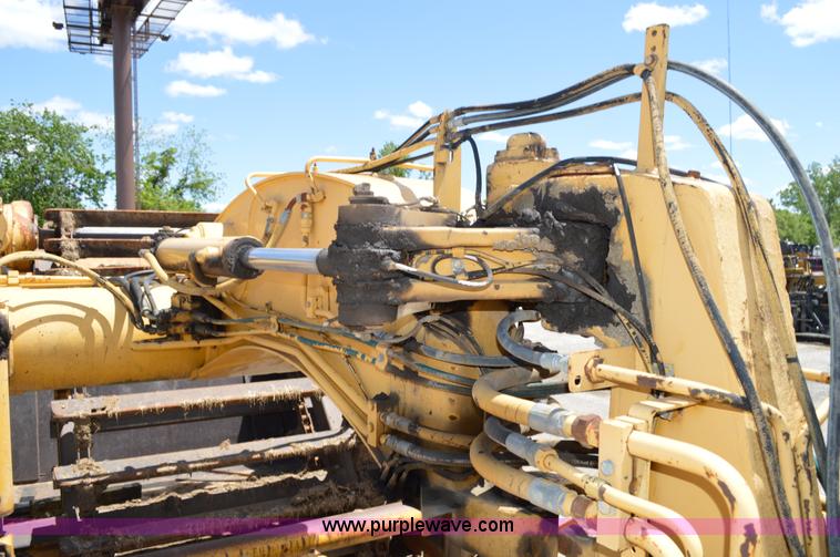 image for item I4526 1996 John Deere 762B elevating scraper