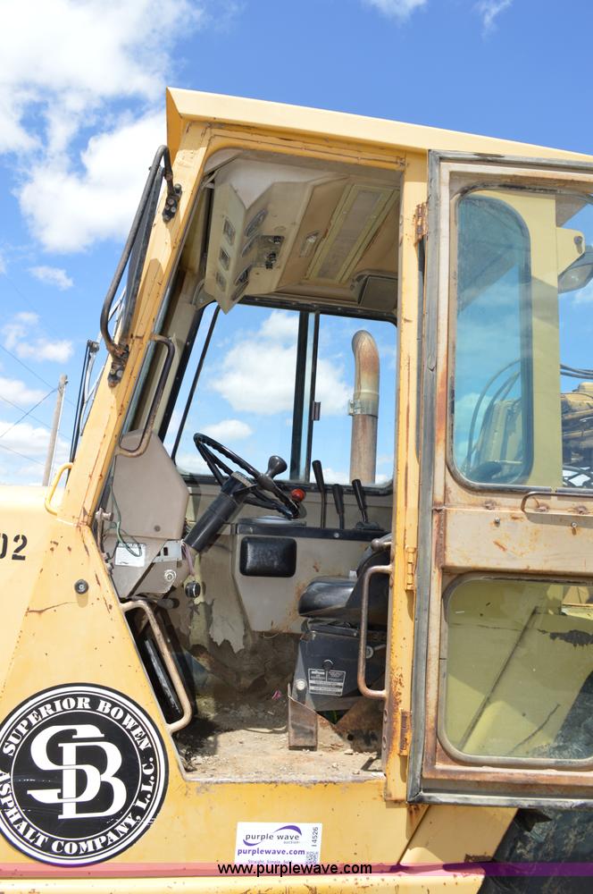 image for item I4526 1996 John Deere 762B elevating scraper