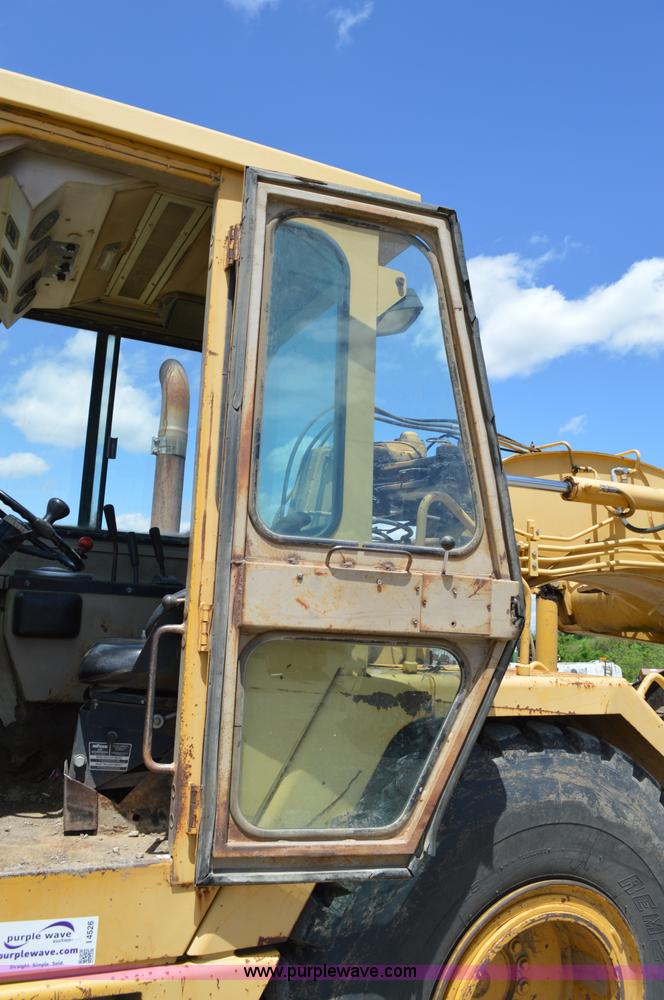 image for item I4526 1996 John Deere 762B elevating scraper