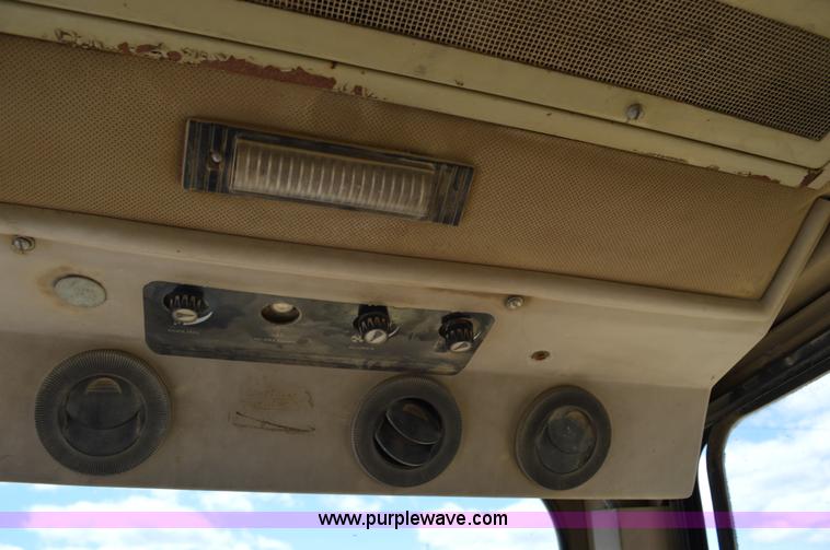 image for item I4526 1996 John Deere 762B elevating scraper