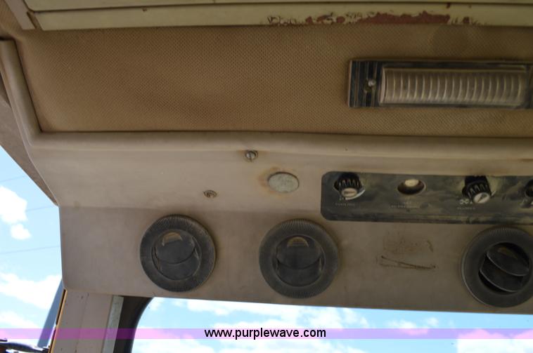 image for item I4526 1996 John Deere 762B elevating scraper