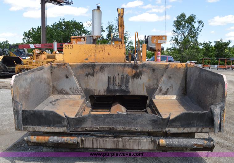 image for item I4527 1999 Blaw-Knox PF-5510 paving machine