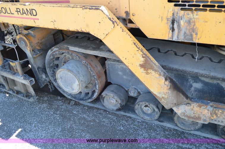 image for item I4527 1999 Blaw-Knox PF-5510 paving machine