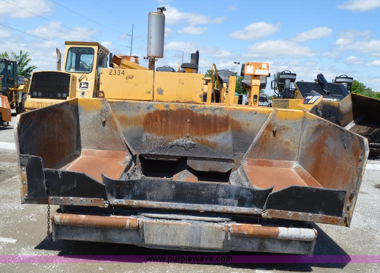 image for item I4528 2000 Blaw-Knox PF-5510 paving machine