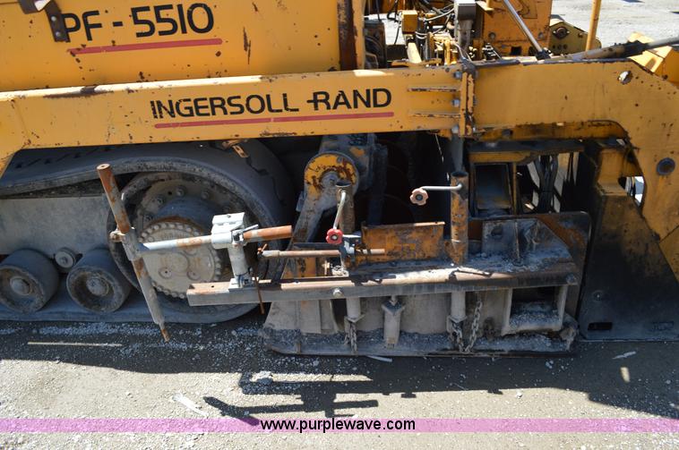 image for item I4528 2000 Blaw-Knox PF-5510 paving machine