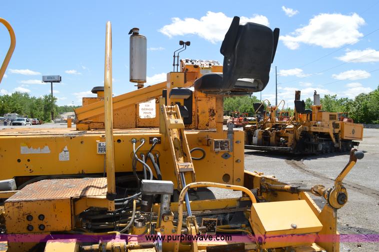 image for item I4528 2000 Blaw-Knox PF-5510 paving machine