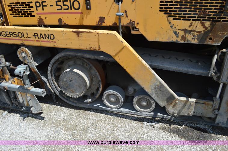 image for item I4528 2000 Blaw-Knox PF-5510 paving machine