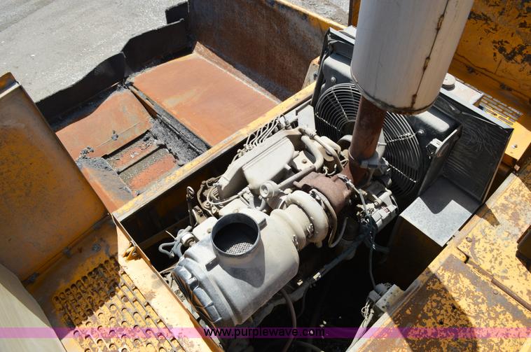 image for item I4528 2000 Blaw-Knox PF-5510 paving machine