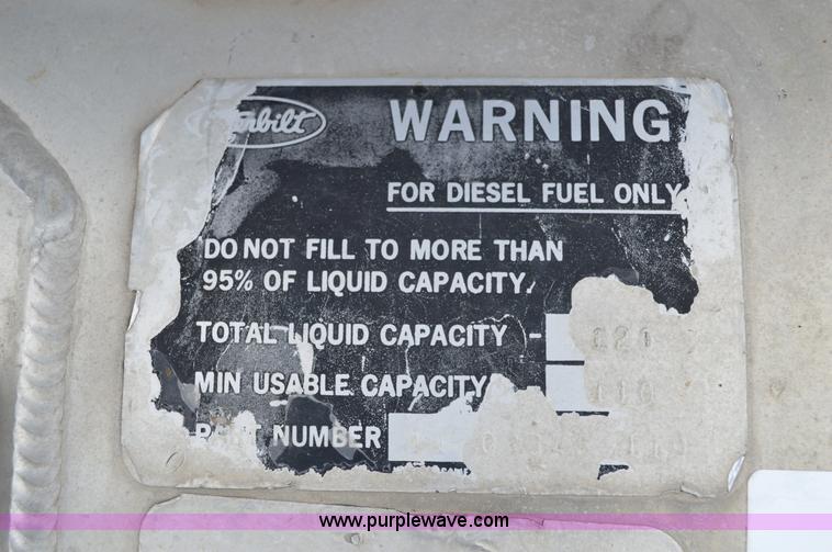 image for item I4533 1989 Peterbilt 358 semi truck