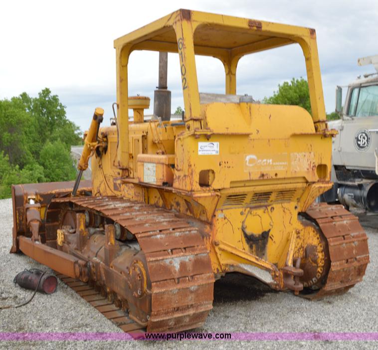 image for item I4552 1973 Caterpillar D6C dozer