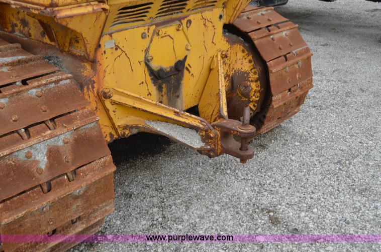 image for item I4552 1973 Caterpillar D6C dozer