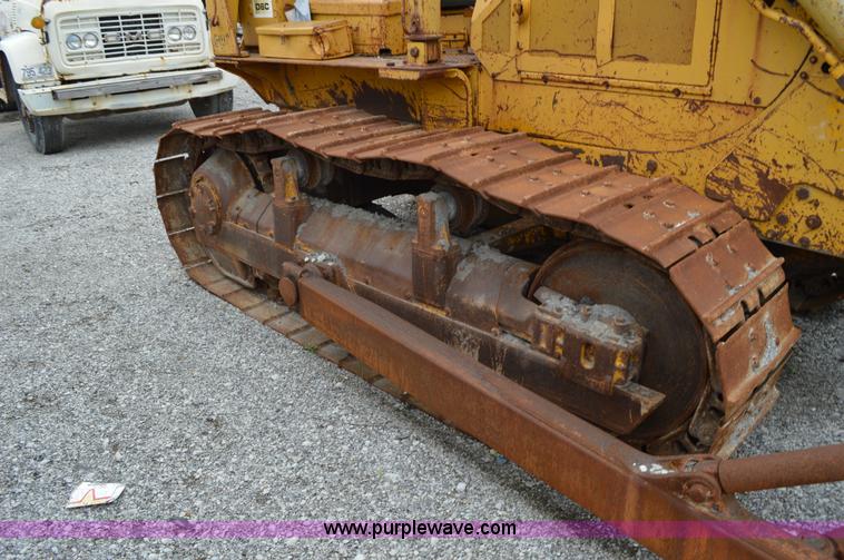 image for item I4552 1973 Caterpillar D6C dozer
