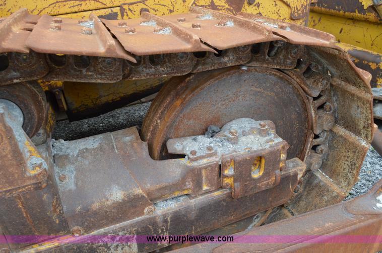 image for item I4552 1973 Caterpillar D6C dozer