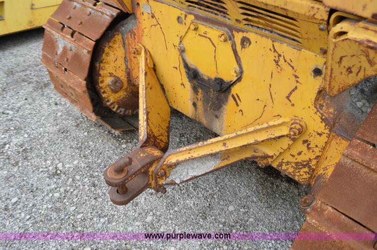 image for item I4552 1973 Caterpillar D6C dozer