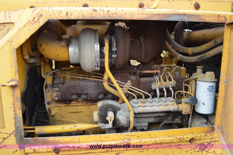 image for item I4552 1973 Caterpillar D6C dozer