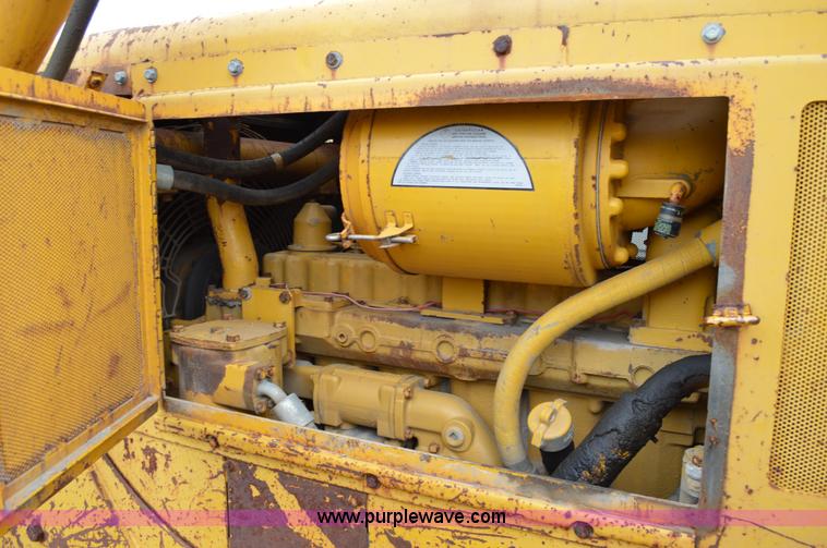 image for item I4552 1973 Caterpillar D6C dozer