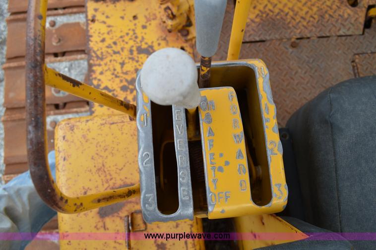 image for item I4552 1973 Caterpillar D6C dozer