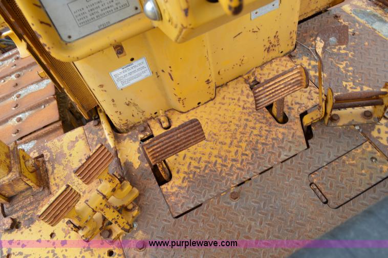 image for item I4552 1973 Caterpillar D6C dozer