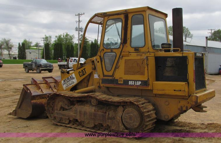 image for item J1780 1992 Caterpillar 953 LGP track loader