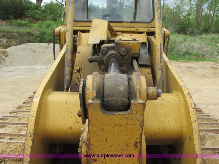 image for item J1780 1992 Caterpillar 953 LGP track loader