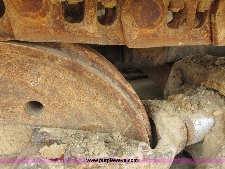 image for item J1780 1992 Caterpillar 953 LGP track loader