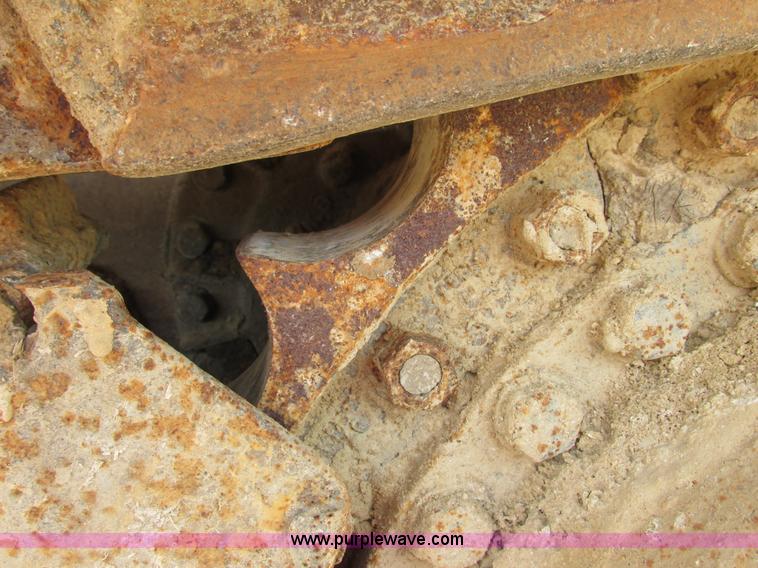 image for item J1780 1992 Caterpillar 953 LGP track loader