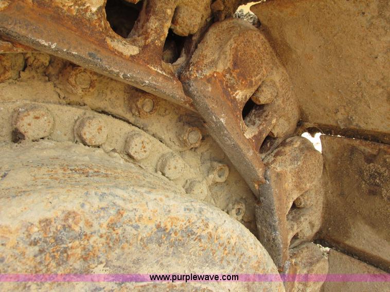 image for item J1780 1992 Caterpillar 953 LGP track loader