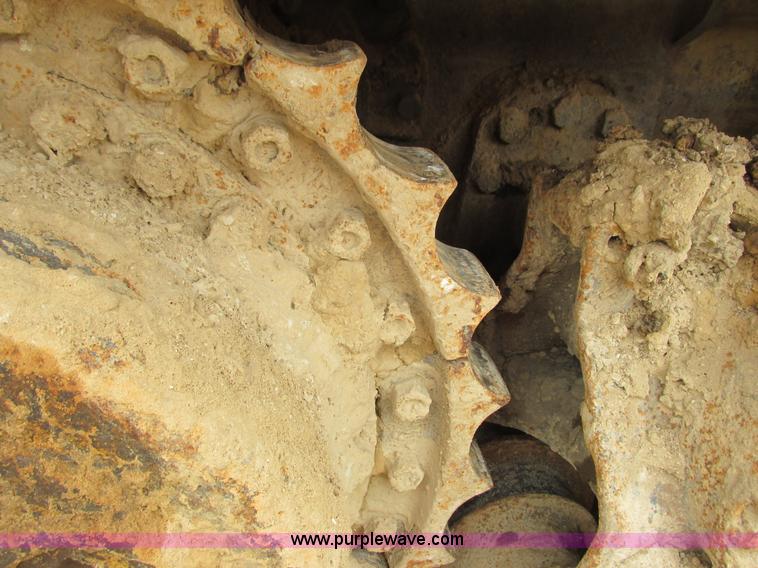 image for item J1780 1992 Caterpillar 953 LGP track loader