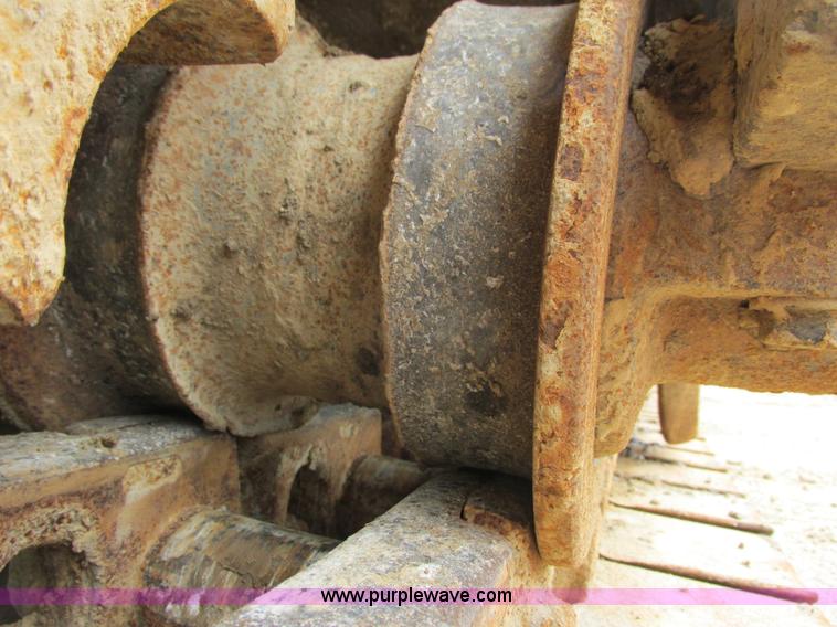 image for item J1780 1992 Caterpillar 953 LGP track loader