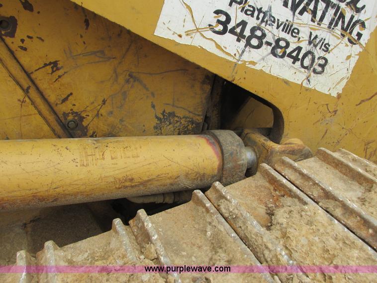 image for item J1780 1992 Caterpillar 953 LGP track loader