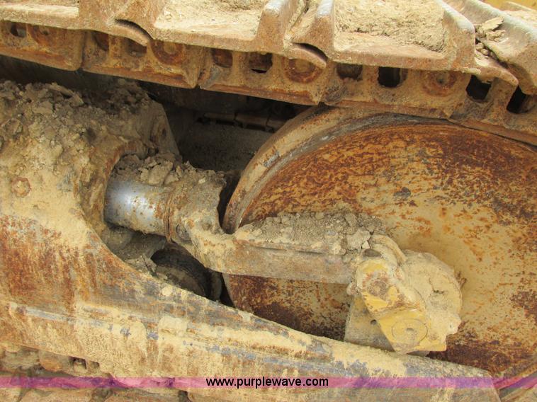 image for item J1780 1992 Caterpillar 953 LGP track loader