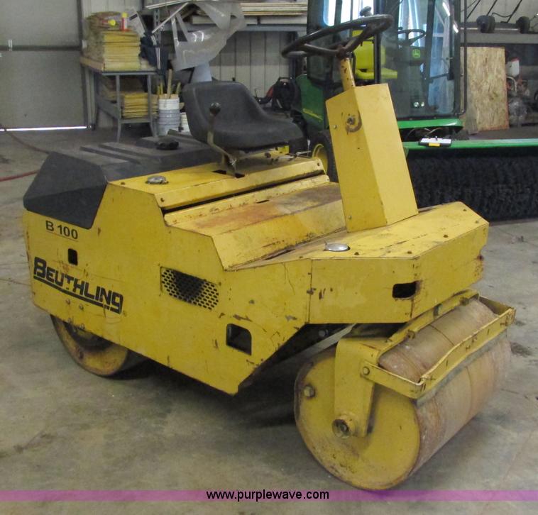 image for item J1784 Beuthling B100 smooth drum roller