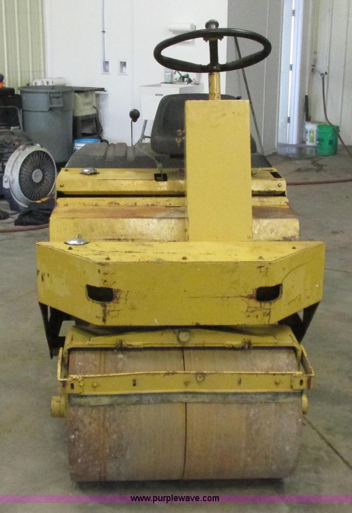 image for item J1784 Beuthling B100 smooth drum roller