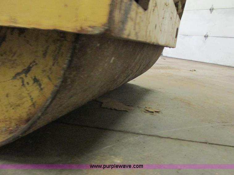 image for item J1784 Beuthling B100 smooth drum roller