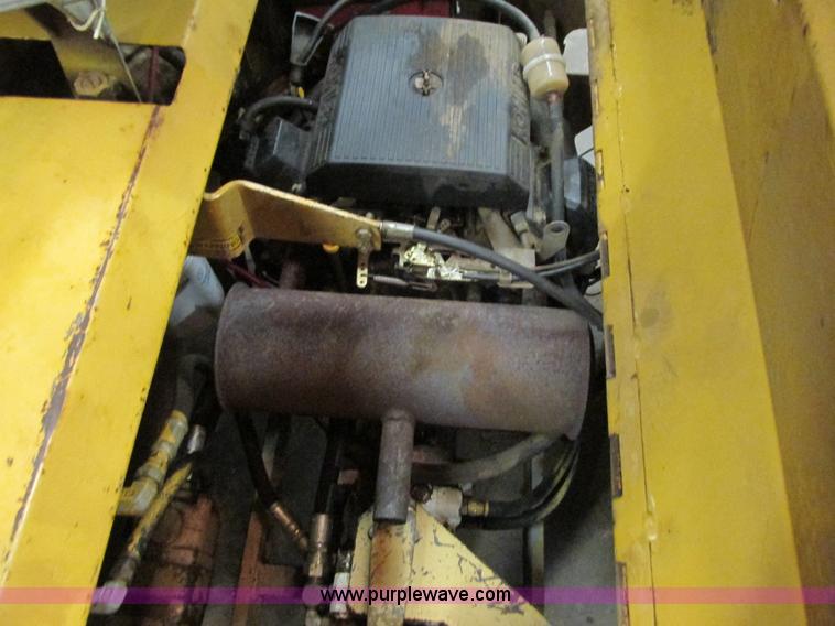 image for item J1784 Beuthling B100 smooth drum roller