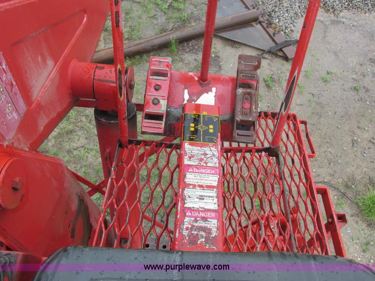 image for item K2126 IMT 13034 truck mounted crane