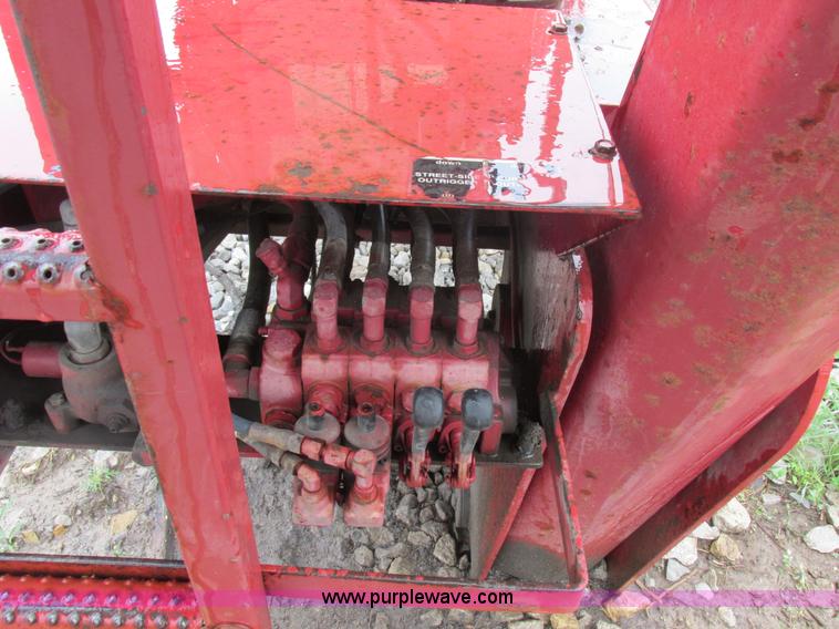 image for item K2127 IMT 13034 truck mounted crane