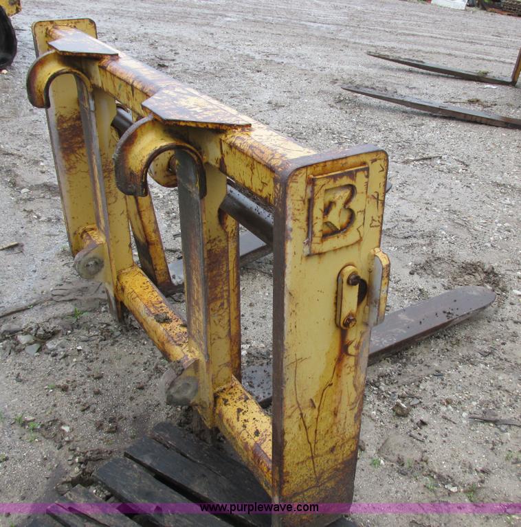 image for item K2132 Pallet forks