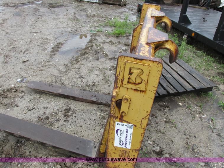 image for item K2132 Pallet forks