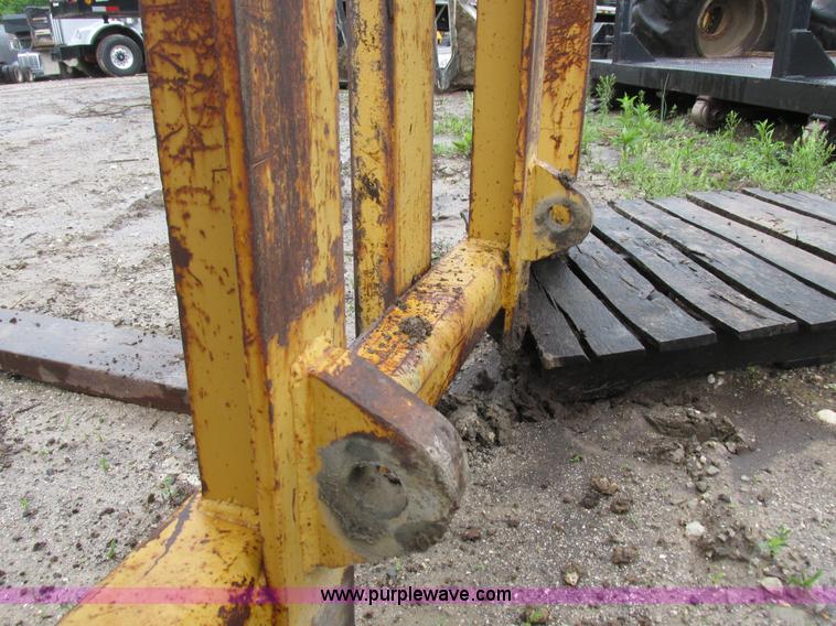 image for item K2132 Pallet forks