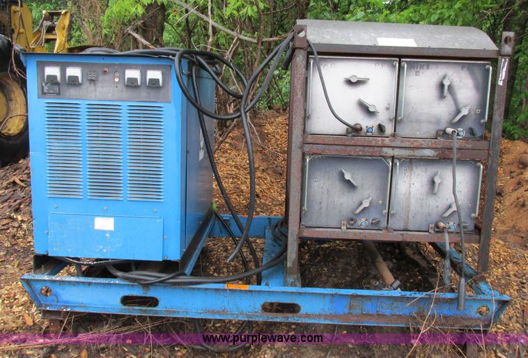 image for item K2133 Miller GPS 1500A welder