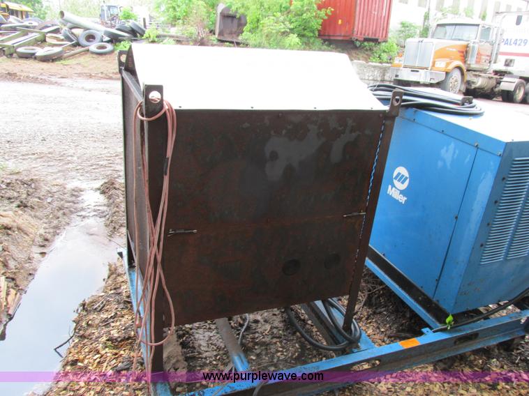 image for item K2133 Miller GPS 1500A welder