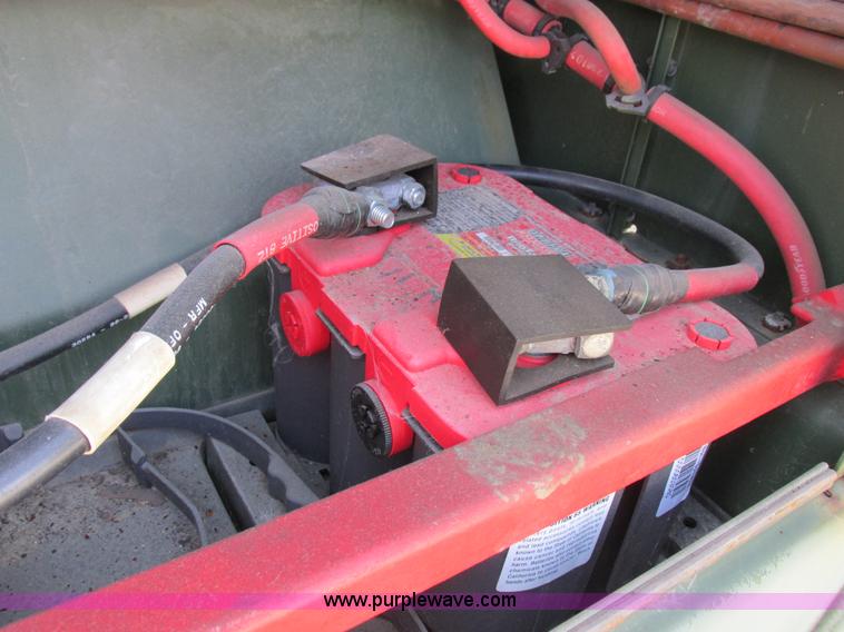 image for item K2135 2003 MCII OFNW8 MEP-816B generator