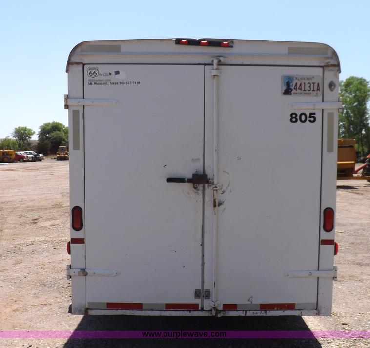 image for item K3883 2007 CM enclosed trailer