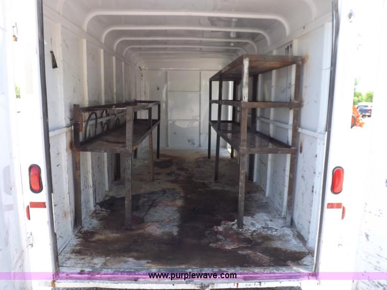 image for item K3883 2007 CM enclosed trailer